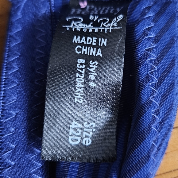 PURE BEAUTY Womens Blue Lightly Lined, Wireless Bra - Size 42D - Picture 5 of 5